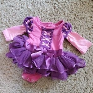 Disney NB Rapunzel onesie/dress
